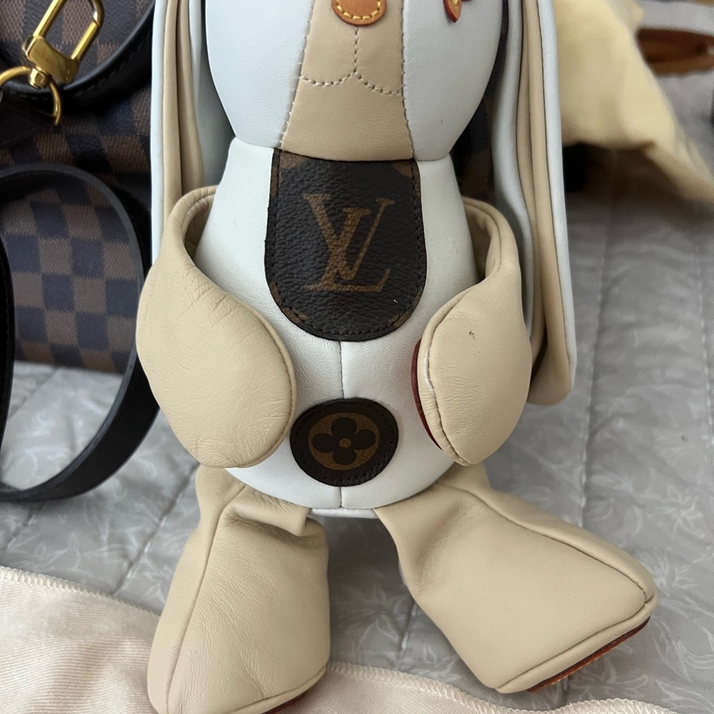 Louis Vuitton Dou dou bunny rare - Picture 6 of 8